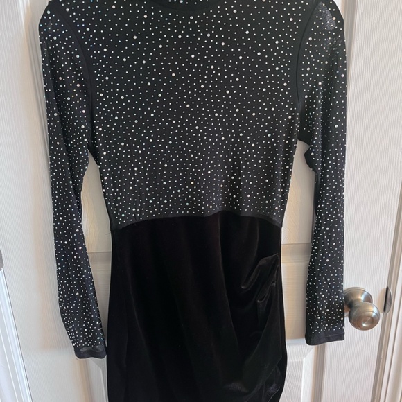Windsor Black Mesh and Velvet Rhinestone Sparkle Size Large dress like new - Picture 2 of 9